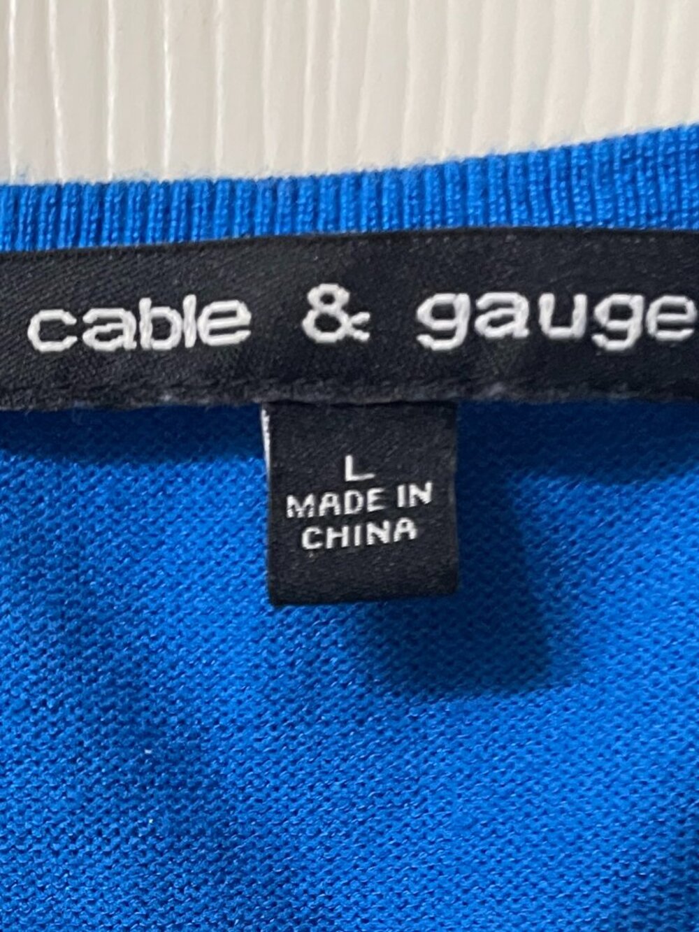 Cable & Gauge Blue Sleeveless Top - Picture 4 of 4